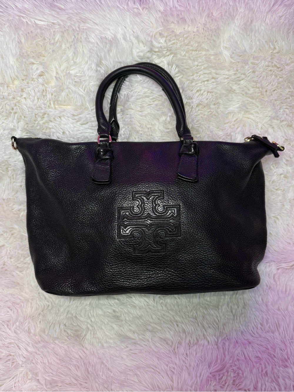 Tory Burch Thea Medium Black Slouchy Pebbled Leather Satchel Embossed Logo Gold